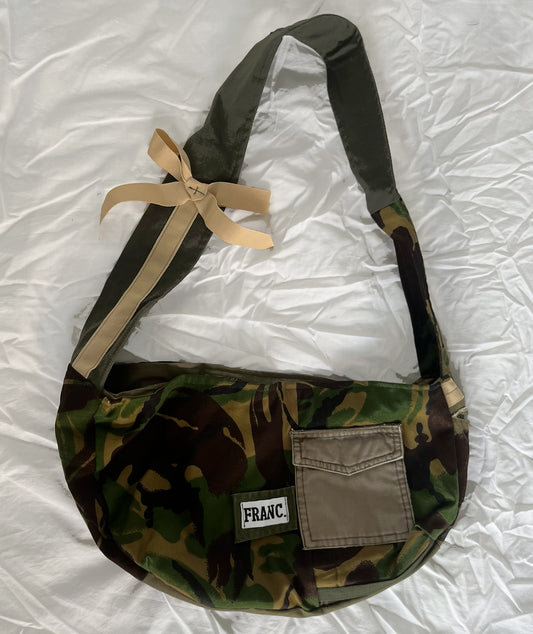 ARMY SURPLUS CAMO BAG